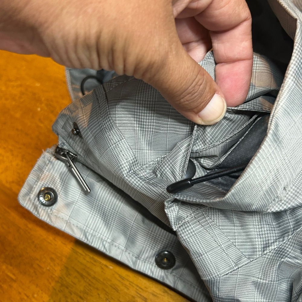 Nau Womens Grey Hooded Rain Jacket S Recycled Polyester Outdoor - Picture 14 of 16